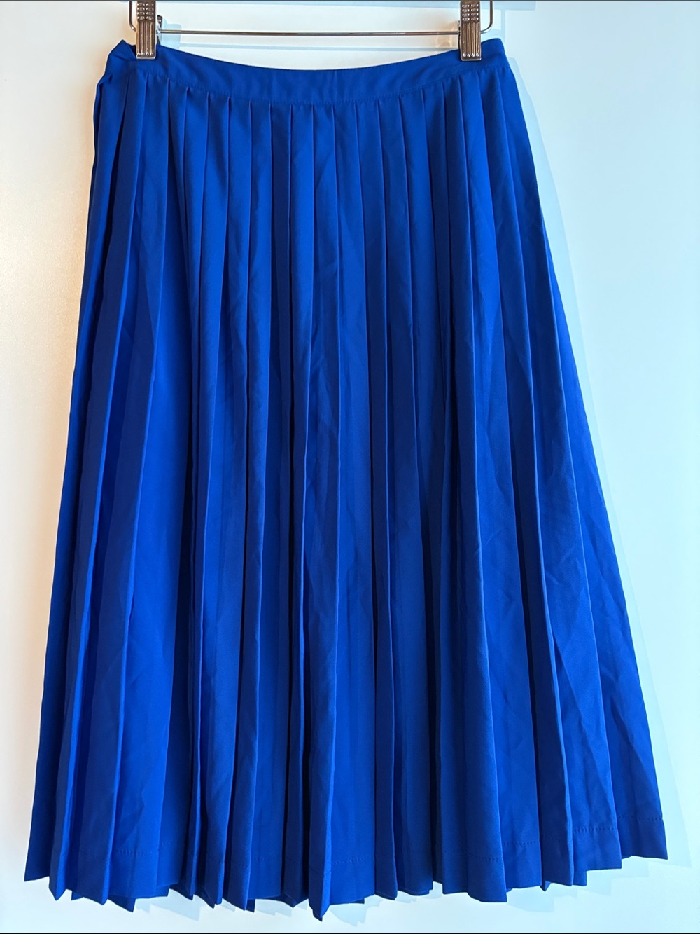Zara Pleated Midi Skirt with Button-Trim in Cobalt Blue Large - Picture 5 of 6